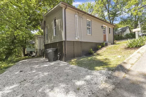 Exterior - 223 4th Ave E, Springfield, TN 37172 photo 3 of 3