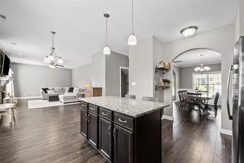 373 Abeline Dr, Clarksville, TN 37043