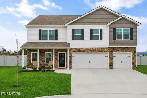 110 Gigi Ln, Oak Ridge, TN 37830