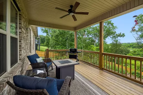 1030 C P Stewart Blvd, Lebanon, TN 37087