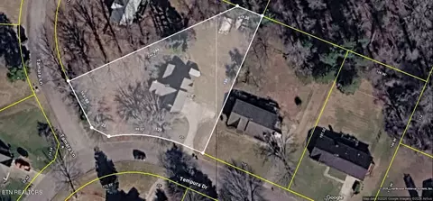 108 Tempura Dr, Oak Ridge, TN 37830
