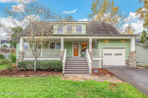 3844 Taliluna Ave, Knoxville, TN 37919
