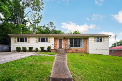 708 Claremont Cir, Chattanooga, TN 37412