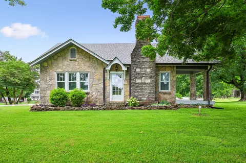 186 Sulphur Springs Rd, Shelbyville, TN 37160