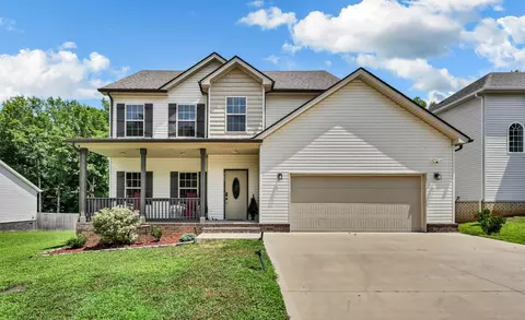 363 Barry Dr, Clarksville, TN 37040