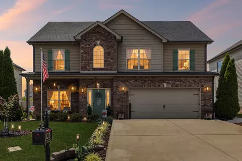 920 Tanager Ct, Clarksville, TN 37040