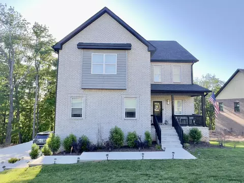 420 Stonemeadow Rd, Clarksville, TN 37043