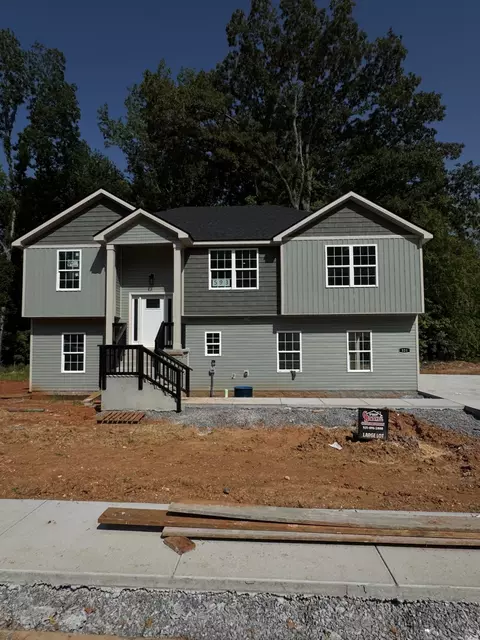 321 Tisha Ct, Clarksville, TN 37042