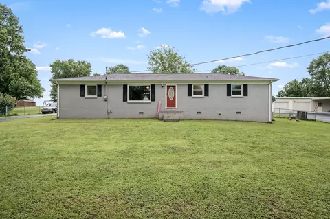 822 River Ranch Rd, Shelbyville, TN 37160