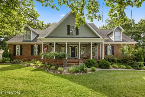 109 Red Grouse Dr, Lenoir City, TN 37772