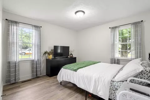 Bedroom - 100 Brook Dr, Dickson, TN 37055 photo 3 of 3