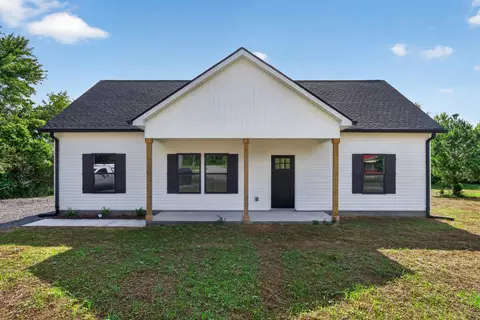 169 Arrowhead Dr, Smithville, TN 37166