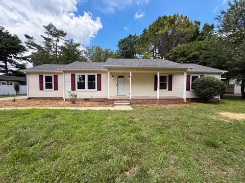 4023 Cavalier Dr, Murfreesboro, TN 37129