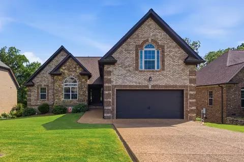 1104 Secretariat Dr, Mount Juliet, TN 37122