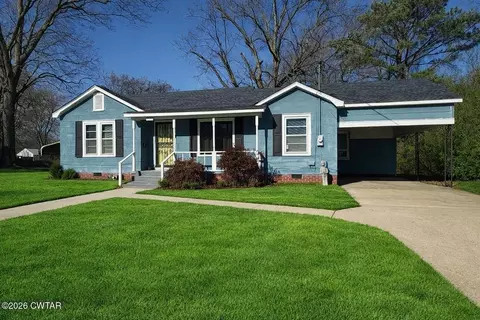 510 E Tigrett St, Halls, TN 38040