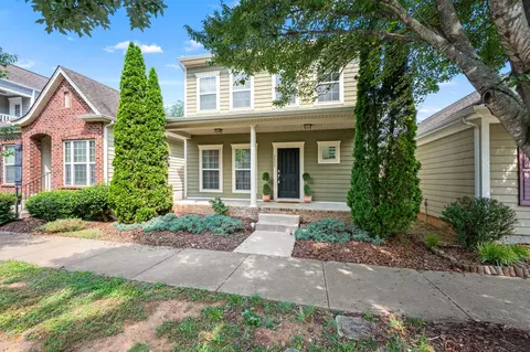 2002 Avery Park Dr, Smyrna, TN 37167