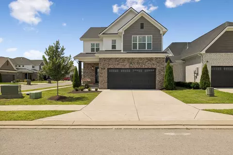 301 Booker Dr, Gallatin, TN 37066