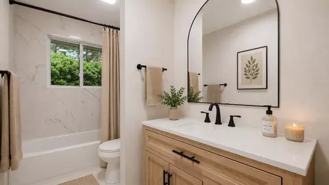 Bath - 7101 Moreview Rd, Chattanooga, TN 37412 photo 3 of 10
