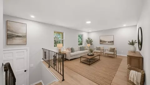 Living - 7101 Moreview Rd, Chattanooga, TN 37412 photo 1 of 5