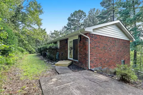 Exterior - 7101 Moreview Rd, Chattanooga, TN 37412 photo 4 of 6