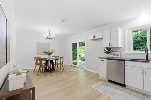 Dining - 7101 Moreview Rd, Chattanooga, TN 37412 photo 1 of 3