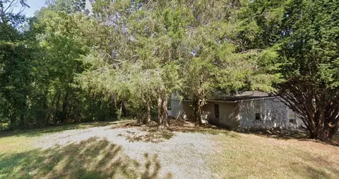418 Market St, Clarksville, TN 37042