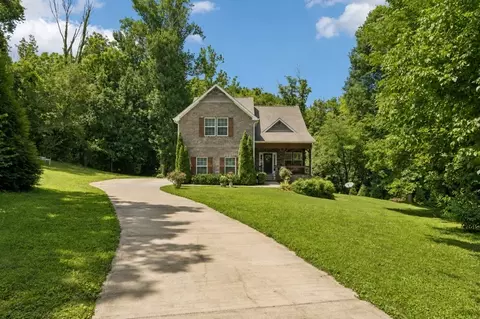 113 Summit Dr, Columbia, TN 38401