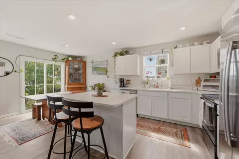 3060 Sapgate Ln, Nashville, TN 37207