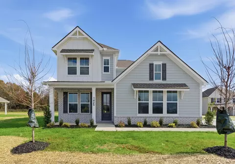 1443 Charles Dr, Chapel Hill, TN 37034
