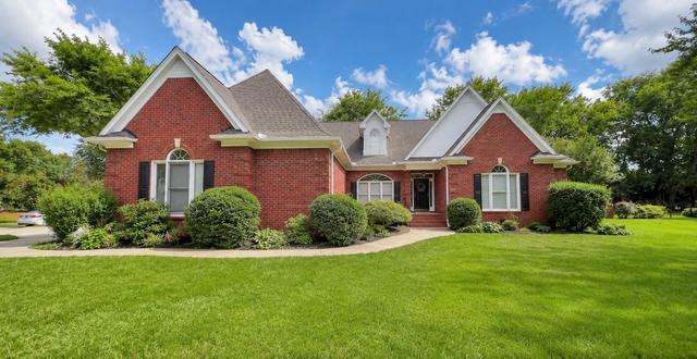 820 Peconic Pl, Murfreesboro, TN 37130