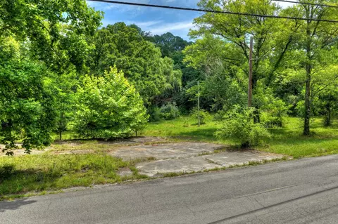 526 Airport Rd, Copperhill, TN 37317