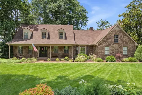 1207 Arrowhead Dr, Brentwood, TN 37027