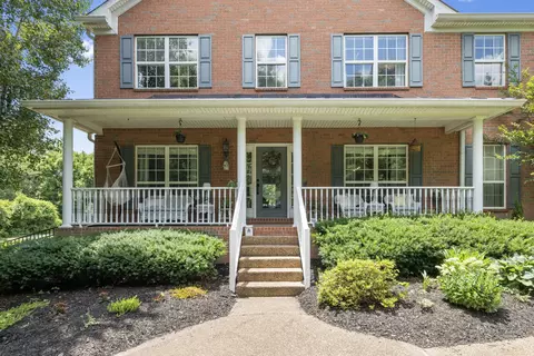 Exterior - 1005 Market St, Franklin, TN 37067 photo 4 of 17