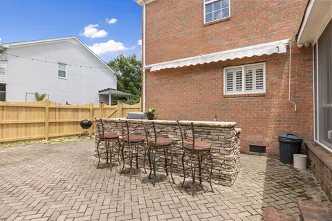 Exterior - 1005 Market St, Franklin, TN 37067 photo 11 of 17