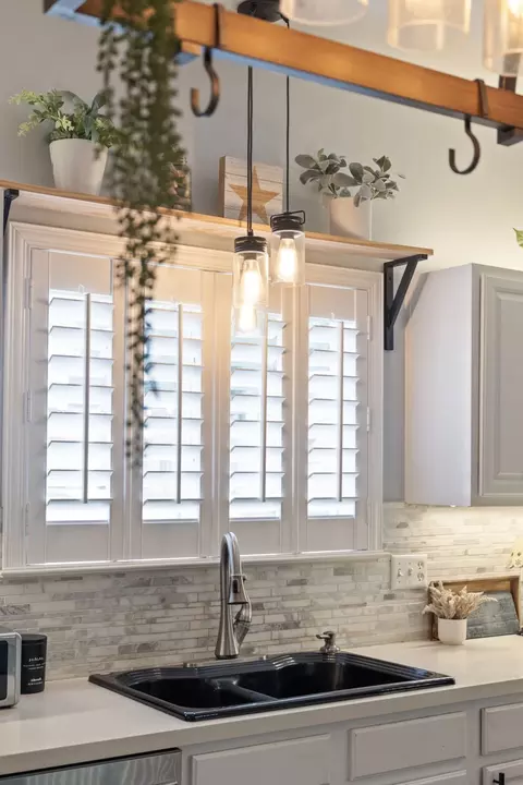 Kitchen - 1005 Market St, Franklin, TN 37067 photo 5 of 5