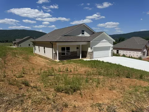 13 Hamby Dr, Pelham, TN 37366