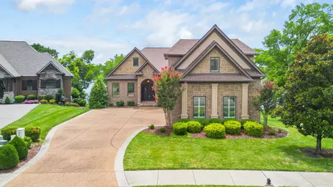 1149 Mccrory Cir, Gallatin, TN 37066