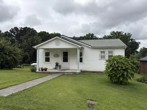 204 Blair Ave, Sweetwater, TN 37874