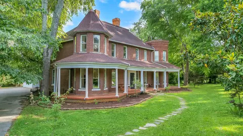 412 E Petty Ln, Winchester, TN 37398