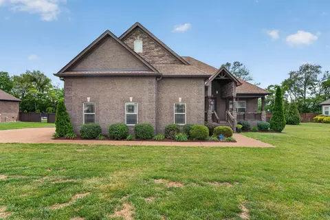 450 Cobblestone Way, Mount Juliet, TN 37122