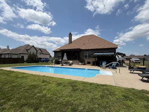 450 Cobblestone Way, Mount Juliet, TN 37122