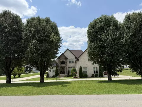 758 Waldron Rd, La Vergne, TN 37086