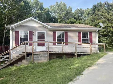 74 English Dr, Cadiz, KY 42211