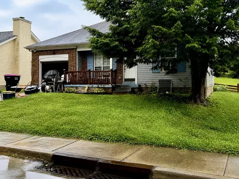 86 Grassmire Dr, Clarksville, TN 37042