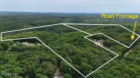 3438 Crowe Cir, Soddy Daisy, TN 37379