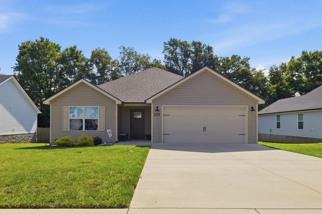 1441 Fredrick Dr, Clarksville, TN 37042
