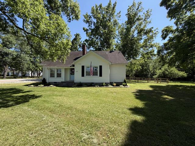 1610 Cairo Rd, Gallatin, TN 37066