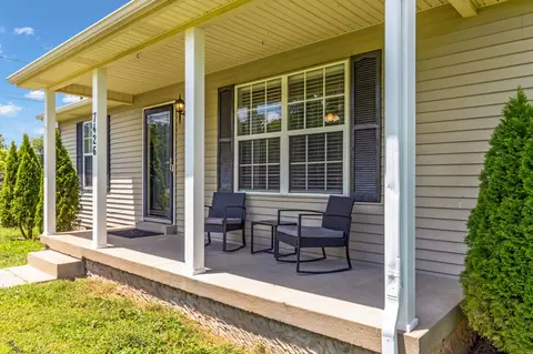 Exterior - 7426 Lone Eagle Dr, Murfreesboro, TN 37128 photo 3 of 6