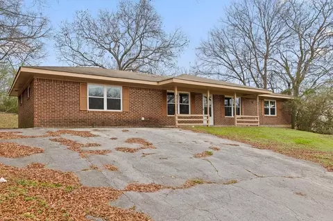 5041 Shoals Ln, Chattanooga, TN 37416