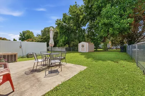 Exterior - 1624 Dodd Trl, Murfreesboro, TN 37128 photo 5 of 8
